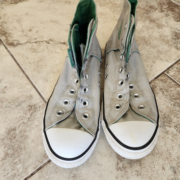 Converse - Picture 2 of 6